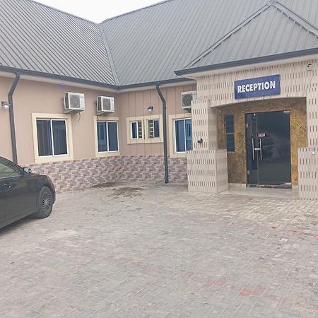Charles Groove Hotel & Suit Port Harcourt Bagian luar foto